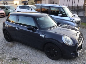 A025AD48-9B55-4EDA-9DE7-5A17F46F5344